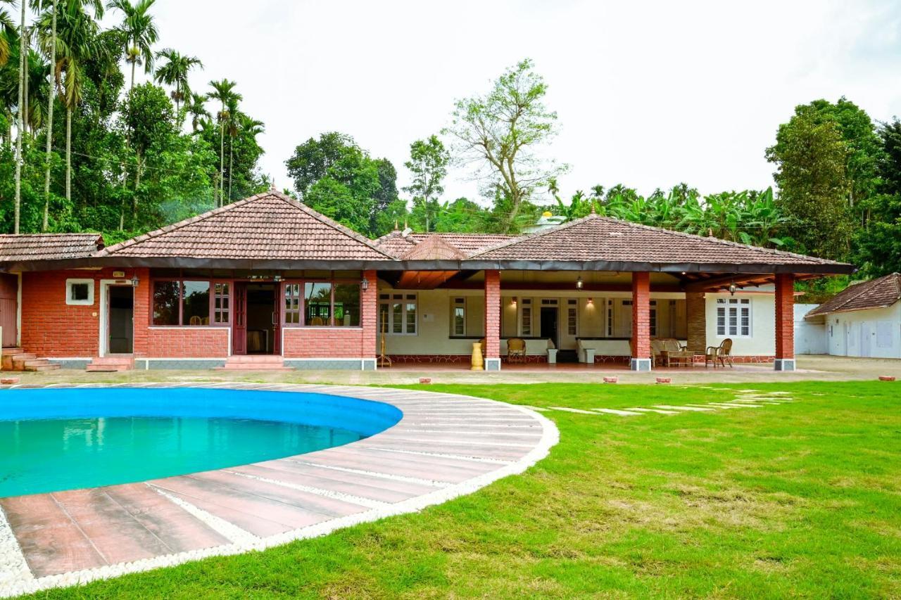 Hotel The Shire Sultan Bathery Exteriér fotografie